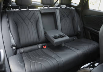 Подержанный автомобиль Exeed RX 2024 года (32 фото)