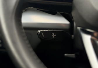 Подержанный автомобиль Audi Q5 2019 года (15 фото)