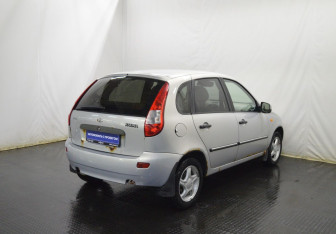 Подержанный автомобиль LADA (ВАЗ) Kalina Hatchback 2010 года (6 фото)