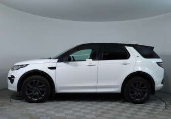 Подержанный автомобиль Land Rover Discovery Sport 2017 года (8 фото)