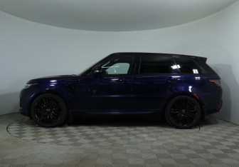 Подержанный автомобиль Land Rover Range Rover Sport 2020 года (9 фото)