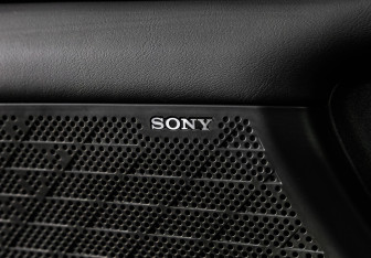 Подержанный автомобиль Changan UNI-V 2023 года (24 фото)