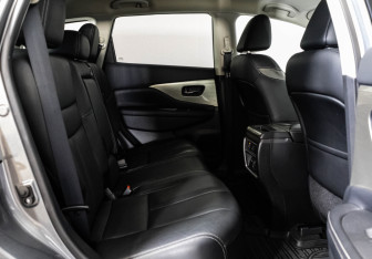 Подержанный автомобиль Nissan Murano Suv 2018 года (21 фото)