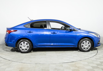 Подержанный автомобиль Hyundai Solaris Sedan 2019 года (4 фото)