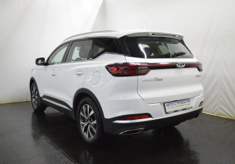 Подержанный автомобиль Chery Tiggo 7 Pro 2022 года (7 фото)