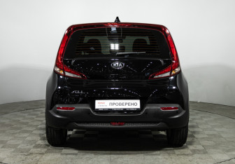 Подержанный автомобиль Kia Soul 2020 года (6 фото)