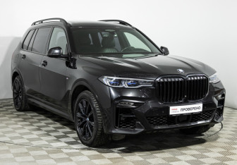 Подержанный автомобиль BMW X7 2019 года (3 фото)