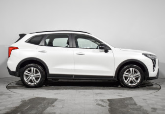 Подержанный автомобиль Haval Jolion 2024 года (4 фото)