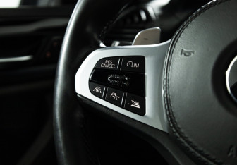 Подержанный автомобиль BMW X3 2019 года (25 фото)