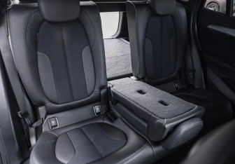 Подержанный автомобиль BMW X1 2019 года (28 фото)