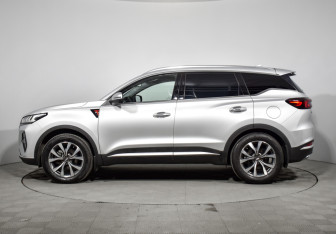 Подержанный автомобиль Chery Tiggo 7 Pro Max 2023 года (8 фото)