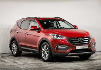 Подержанный автомобиль Hyundai Santa Fe 2017 года (3 фото)