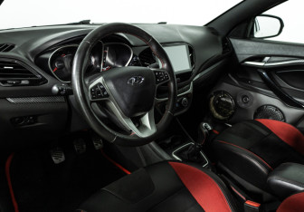 Подержанный автомобиль LADA (ВАЗ) Vesta Sedan 2020 года (11 фото)