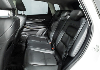 Подержанный автомобиль Exeed LX 2022 года (10 фото)