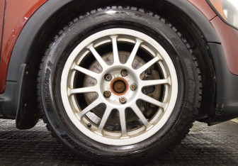 Подержанный автомобиль Volvo C30 2007 года (9 фото)