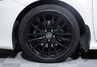 Подержанный автомобиль Toyota Camry Sedan 2021 года (29 фото)