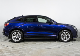Подержанный автомобиль Audi Q3 2021 года (4 фото)