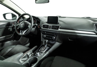 Подержанный автомобиль Mazda 3 Hatchback 2014 года (9 фото)