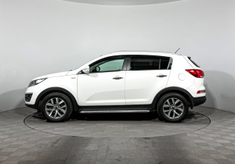 Подержанный автомобиль Kia Sportage 2015 года (8 фото)