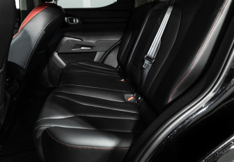 Подержанный автомобиль Haval H3 2024 года (10 фото)