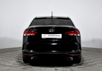 Подержанный автомобиль Hyundai Solaris Sedan 2020 года (6 фото)