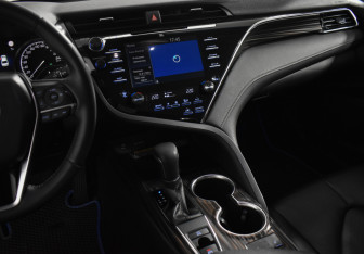 Подержанный автомобиль Toyota Camry Sedan 2019 года (22 фото)