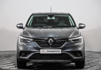 Подержанный автомобиль Renault Arkana 2019 года (2 фото)