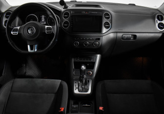 Подержанный автомобиль Volkswagen Tiguan 2016 года (13 фото)