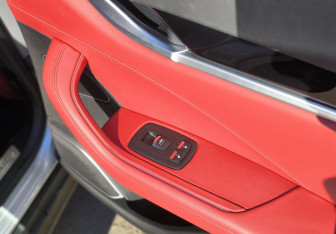 Подержанный автомобиль Maserati Levante 2018 года (29 фото)