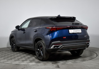 Подержанный автомобиль Omoda C5 2023 года (7 фото)