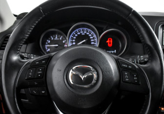 Подержанный автомобиль Mazda CX-5 2012 года (17 фото)