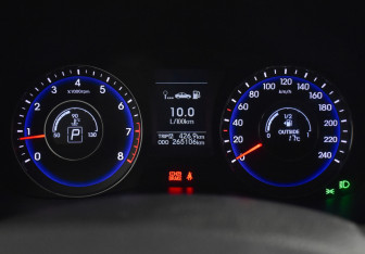 Подержанный автомобиль Hyundai i40 Wagon 2013 года (20 фото)