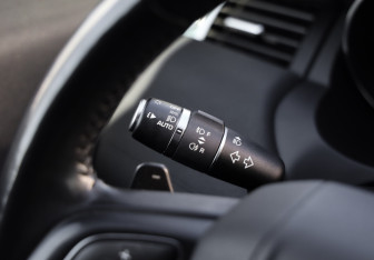 Подержанный автомобиль Land Rover Range Rover Evoque 2018 года (22 фото)