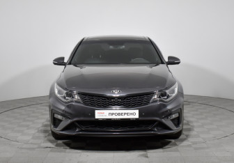 Подержанный автомобиль Kia Optima Sedan 2019 года (2 фото)