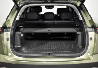 Подержанный автомобиль Jaecoo J7 2023 года (20 фото)