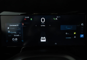 Подержанный автомобиль Geely Monjaro 2024 года (12 фото)