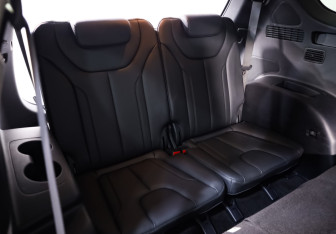 Подержанный автомобиль Hyundai Santa Fe 2018 года (34 фото)