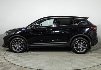 Подержанный автомобиль Geely Coolray 2023 года (8 фото)