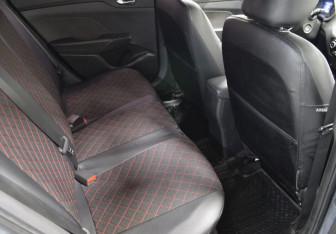 Подержанный автомобиль Hyundai Solaris Sedan 2018 года (13 фото)