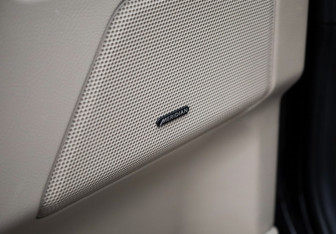 Подержанный автомобиль Land Rover Freelander 2012 года (16 фото)