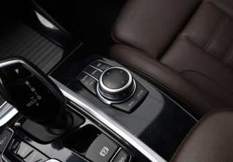 Подержанный автомобиль BMW X3 2021 года (21 фото)