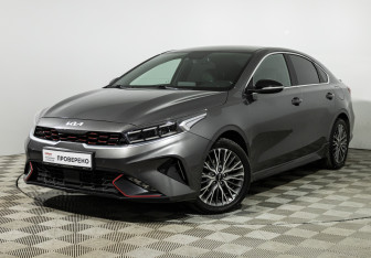 Подержанный автомобиль Kia Cerato Sedan 2022 года (1 фото)