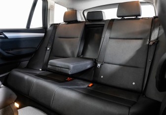 Подержанный автомобиль BMW X3 2013 года (25 фото)