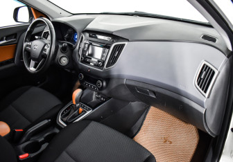 Подержанный автомобиль Hyundai Creta 2017 года (12 фото)