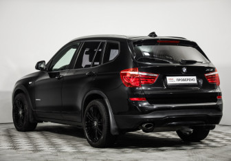 Подержанный автомобиль BMW X3 2017 года (7 фото)