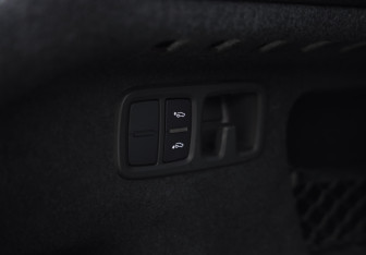 Подержанный автомобиль Audi Q8 2019 года (35 фото)