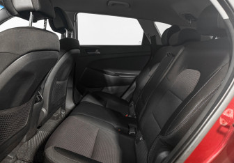 Подержанный автомобиль Hyundai Tucson 2016 года (12 фото)