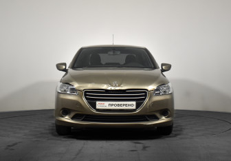 Подержанный автомобиль Peugeot 301 2013 года (2 фото)