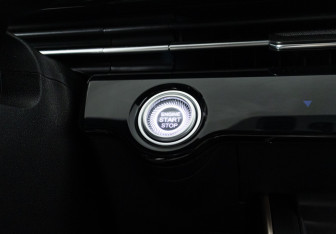 Подержанный автомобиль Omoda C5 2023 года (20 фото)