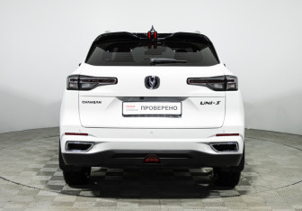 Подержанный автомобиль Changan UNI-S 2024 года (6 фото)
